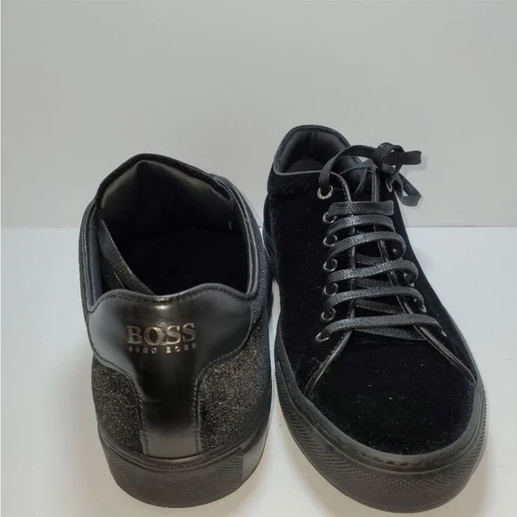 BOSS Hugo Boss NWOB Black Velvet Sneakers size 39